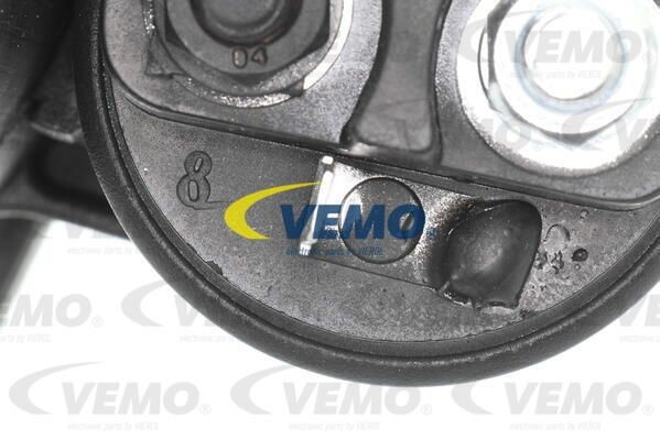 Стартер V10-12-16340 VEMO