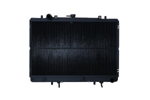 Радиатор, охлаждение двигател 50002 NRF