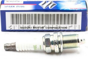 Свеча зажигания 0948200494 SUZUKI