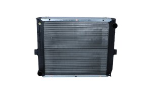 Радиатор, охлаждение двигател 58824 NRF