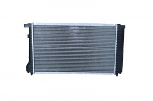 Радиатор, охлаждение двигател 51568 NRF