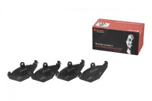 Комплект тормозных колодок, диско P68017 BREMBO