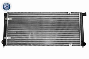 Радиатор, охлаждение двигател V15-60-5017 VEMO