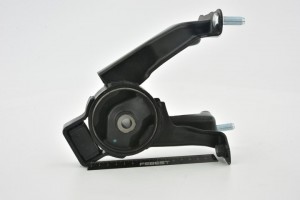Подушка двигателя TM-13 FEBEST