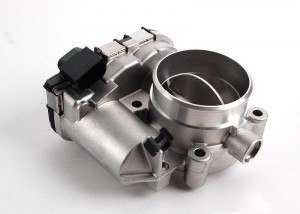 Патрубок дроссельной заслонки A 111 098 00 50 MERCEDES BENZ