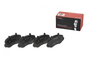 Комплект тормозных колодок, диско P68025 BREMBO