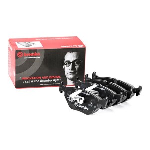 Комплект тормозных колодок, диско P06023 BREMBO