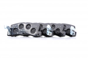 Комплект тормозных колодок, диско P83015 BREMBO