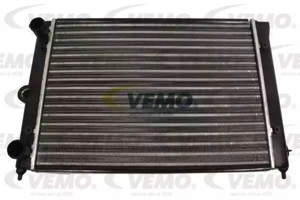 Радиатор, охлаждение двигател V15-60-5011 VEMO