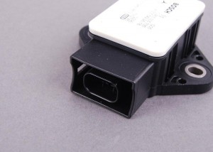 Датчик, поперечное ускорение A 005 542 26 18 MERCEDES BENZ