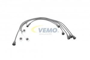Ккомплект проводов зажигания V40-70-0029 VEMO