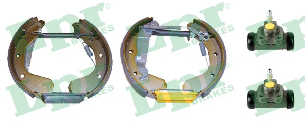 Комплект тормозных колодок OEK134 LPR