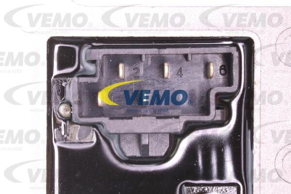 Блок управления, кондиционер V30-79-0007 VEMO