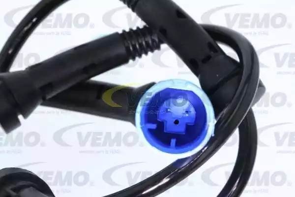 Датчик, частота вращения колеса V20-72-0502 VEMO