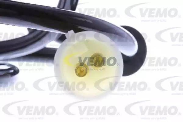 Датчик, частота вращения колеса V24-72-0030 VEMO
