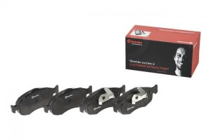 Комплект тормозных колодок, диско P24037 BREMBO