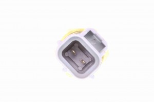 Датчик, температура охлаждающей жидкости V25-72-0048 VEMO