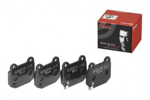 Комплект тормозных колодок, диско P56048 BREMBO