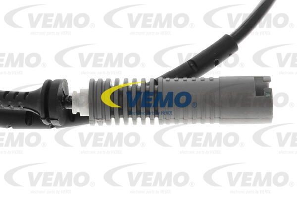 Датчик, частота вращения колеса V20-72-0499 VEMO