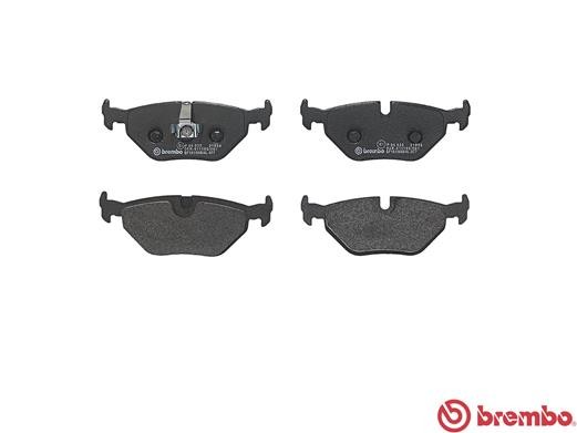 Комплект тормозных колодок, диско P06025 BREMBO