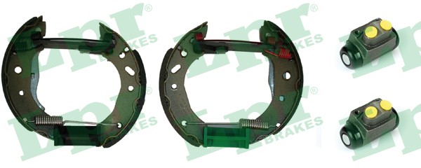 Комплект тормозных колодок OEK411 LPR