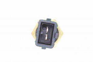 Температурный датчик охлаждающей жидкости V37-72-0001 VEMO