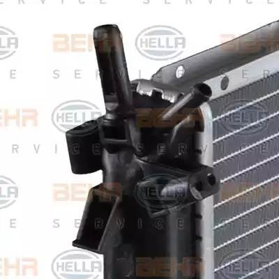 Радиатор, охлаждение двигател 8MK376726771 HELLA