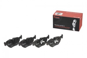 Комплект тормозных колодок, диско P06011 BREMBO
