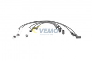 Ккомплект проводов зажигания V40-70-0023 VEMO