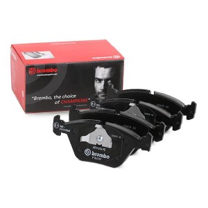 Комплект тормозных колодок, диско P06012 BREMBO