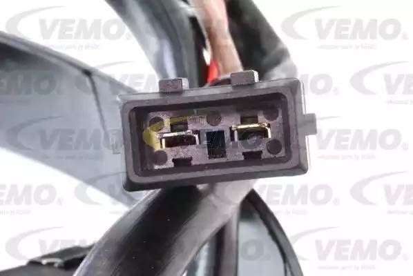 Вентилятор, охлаждение двигателя V15-01-1808 VEMO