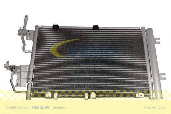 Конденсатор, кондиционер V40-62-0024 VEMO