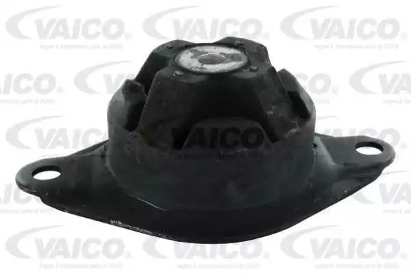 Подушка двигателя V10-1105 VEMO