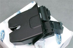 Замок крышки багажника 1 743 698 FORD