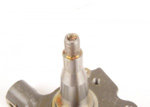 Кулак поворотный A 124 330 04 20 MERCEDES BENZ