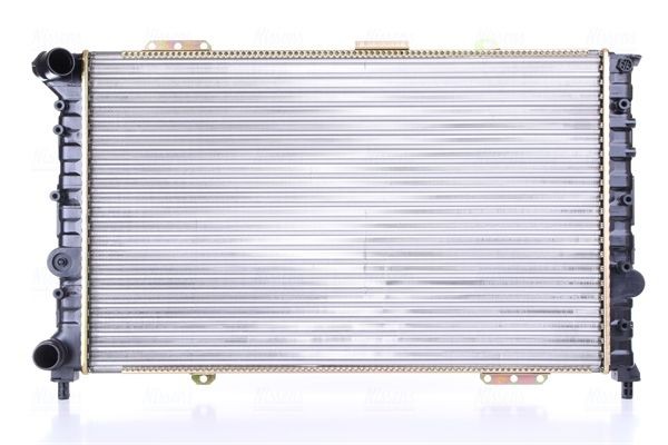 Радиатор, охлаждение двигател 60053 NISSENS