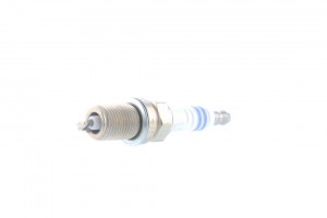 Свеча зажигания V99-75-1020 VEMO