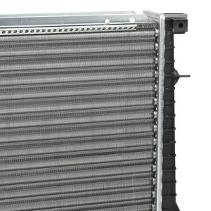 Радиатор, охлаждение двигател 60735A NISSENS