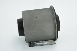 Сайлентблок CHAB-AVT200R FEBEST