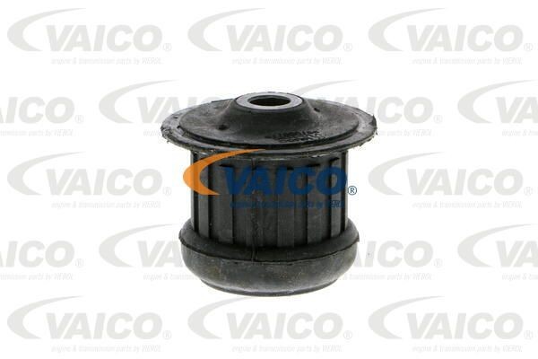 Сайлентблок подрамника V10-1290 VEMO