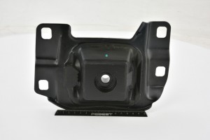 Подушка двигателя MZM-3LH FEBEST