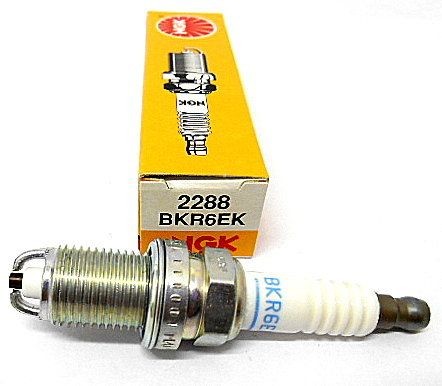 Свеча зажигания BKR6EK NGK NTK