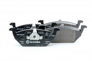 Комплект тормозных колодок, диско P85041 BREMBO