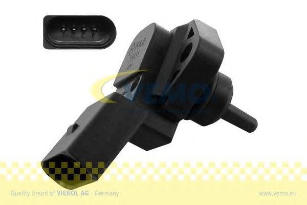 Датчик температуры впускаемого воздуха V10-72-1026 VEMO
