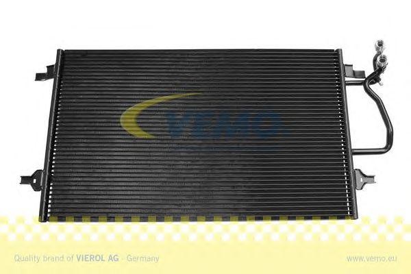 Конденсатор, кондиционер V15-62-1015 VEMO