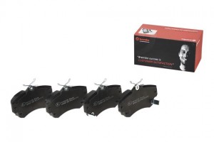 Комплект тормозных колодок, диско P11012 BREMBO