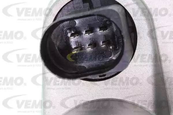 Патрубок дроссельной заслонки V20-81-0001 VEMO