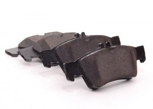 Колодки тормозные дисковые A0044204420 MERCEDES BENZ