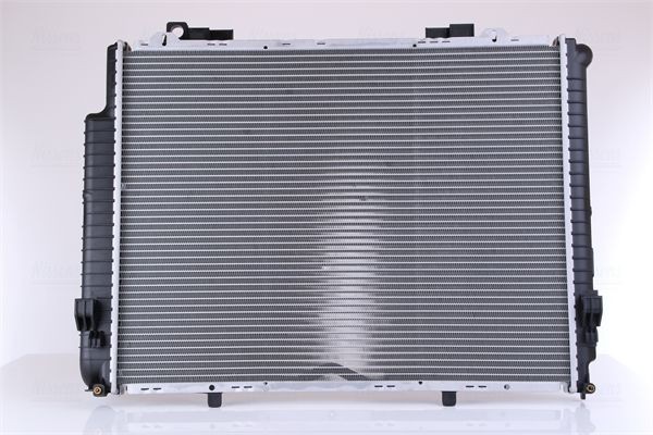 Радиатор, охлаждение двигател 62611A NISSENS