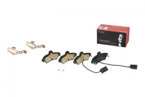 Комплект тормозных колодок, диско P24038 BREMBO